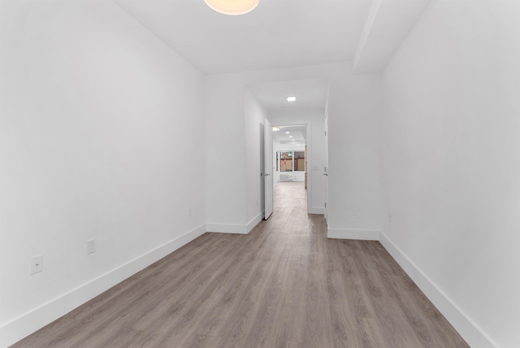 477 Broadway - Photo 14