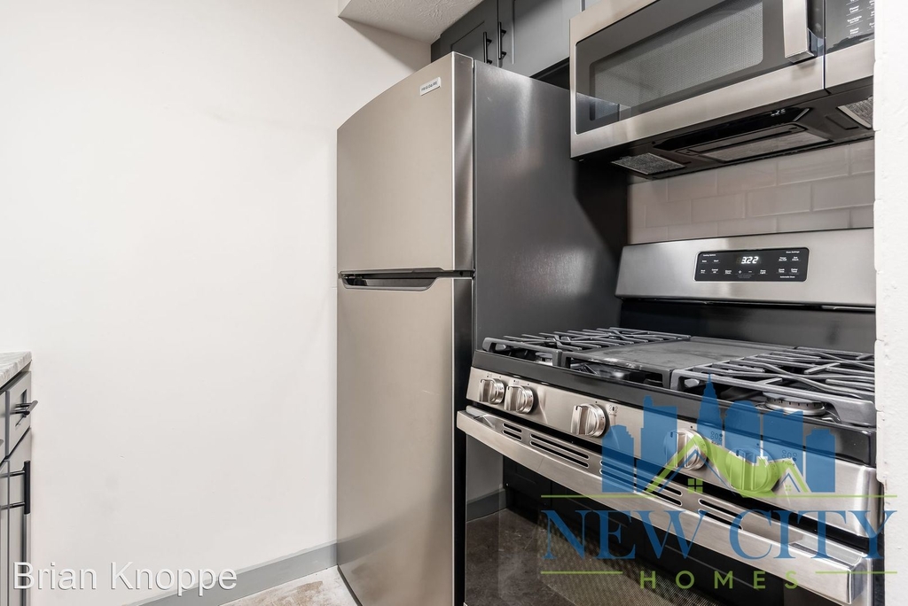 2085 W Broad St Unit 108 - Photo 11