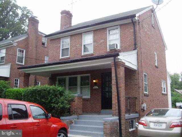 811 Philadelphia Ave - Photo 3