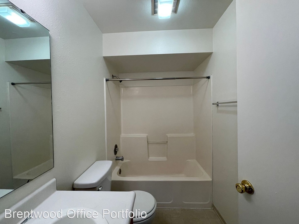 10887 Ustick Rd - Photo 6