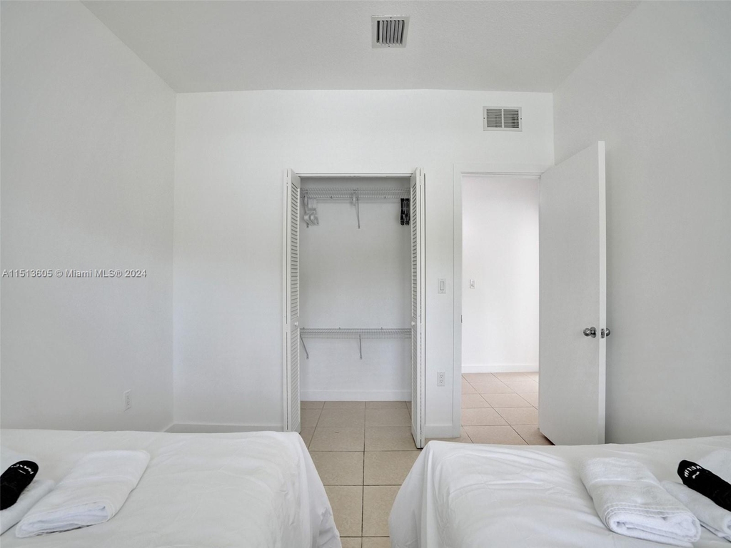 12031 Nw 5th Ave - Photo 42