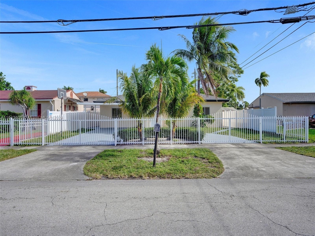 12031 Nw 5th Ave - Photo 53