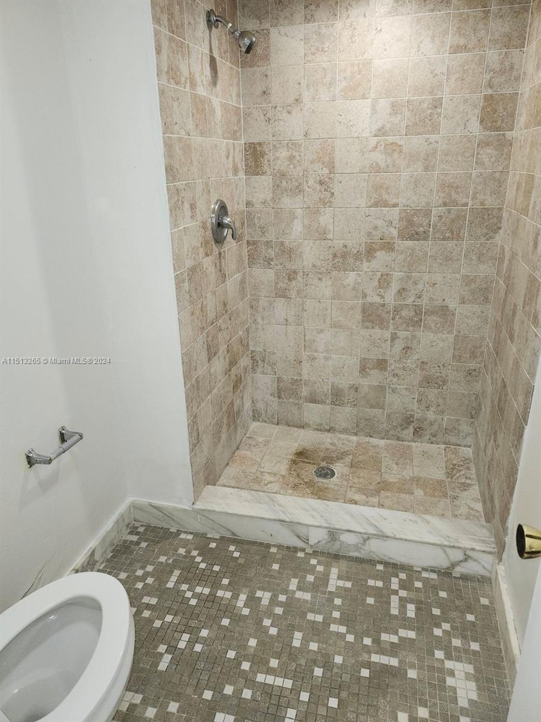 8401 Sw 107th Ave - Photo 4