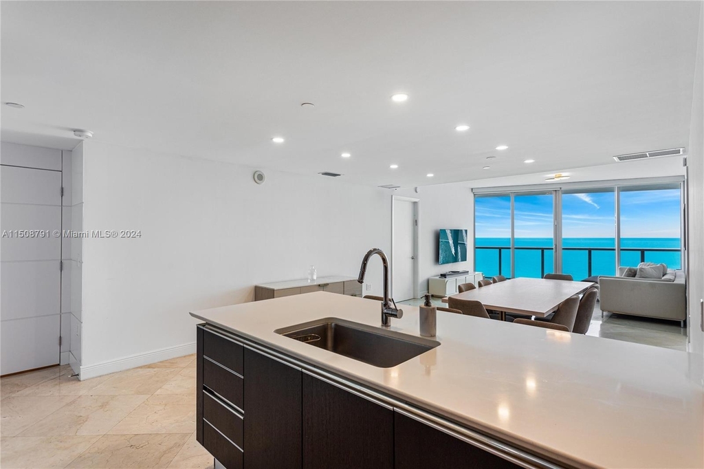 17001 E Collins Ave - Photo 8