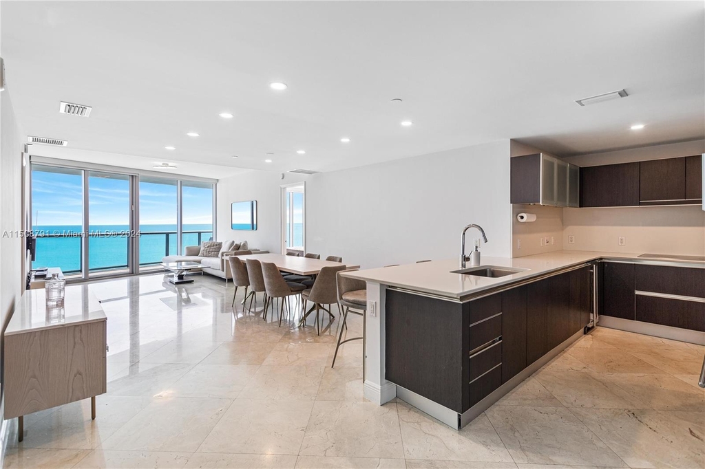 17001 E Collins Ave - Photo 4