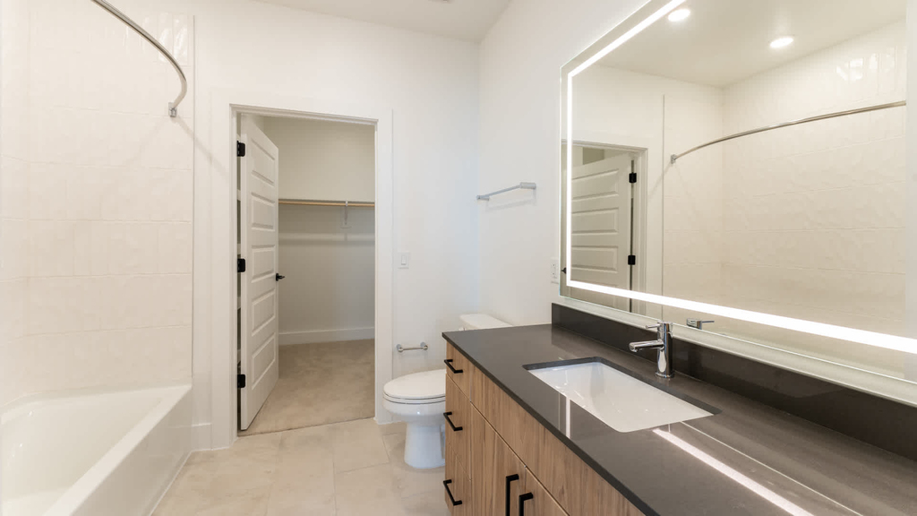 17727 Addison Road - Photo 20
