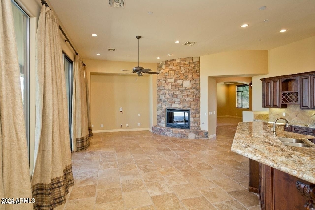 28427 N Rio Mountain Court - Photo 22