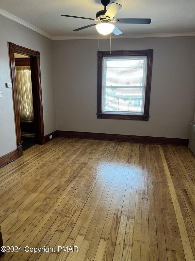 930 S 6th Avenue - Photo 10