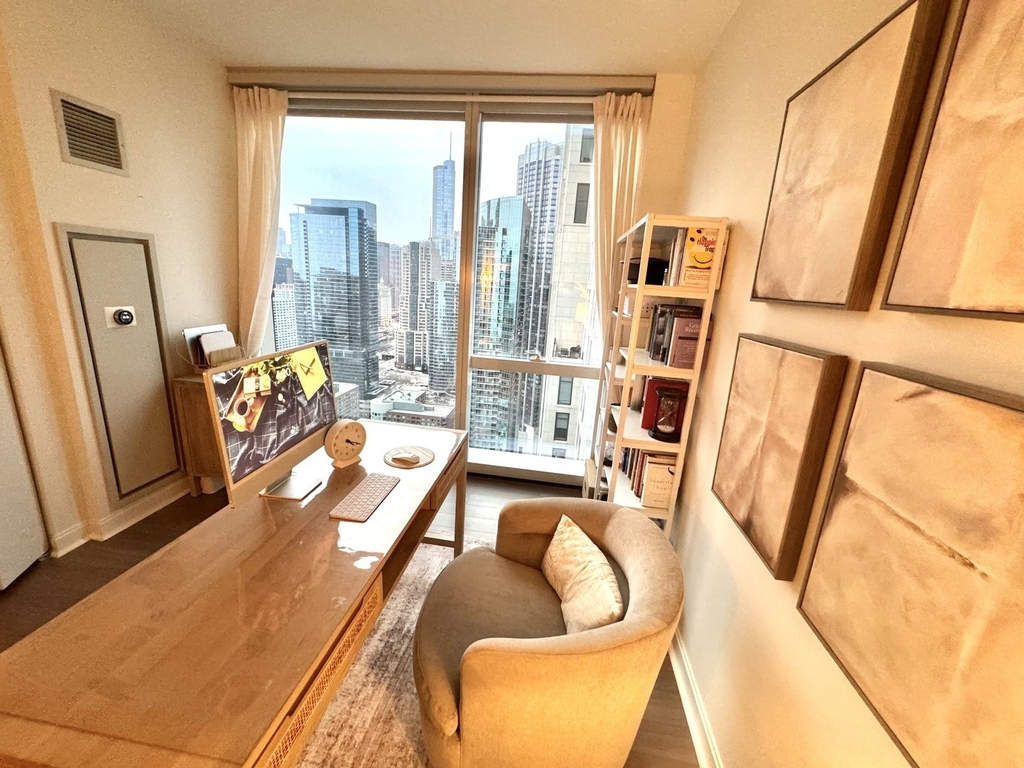 500 N Lake Shore Drive - Photo 4