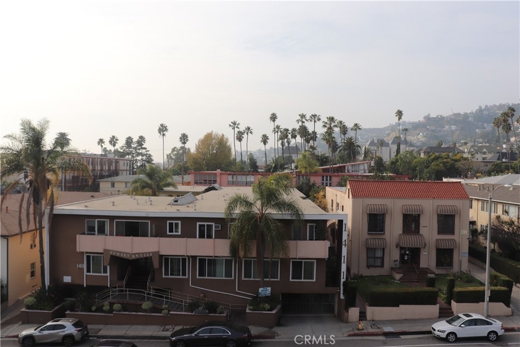 1356 N Fairfax Avenue - Photo 23