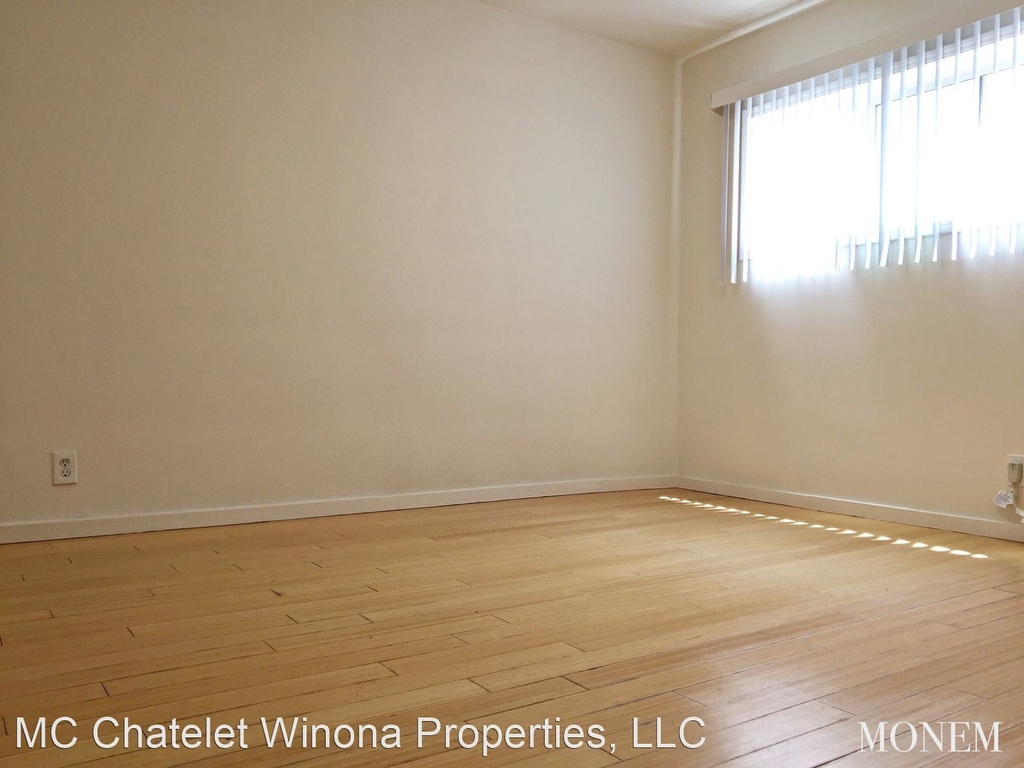 1851 Winona Blvd (chatelet) - Photo 10