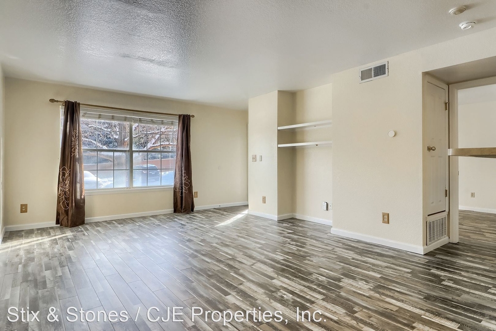 9212 E Arbor Cir. Unit H - Photo 6