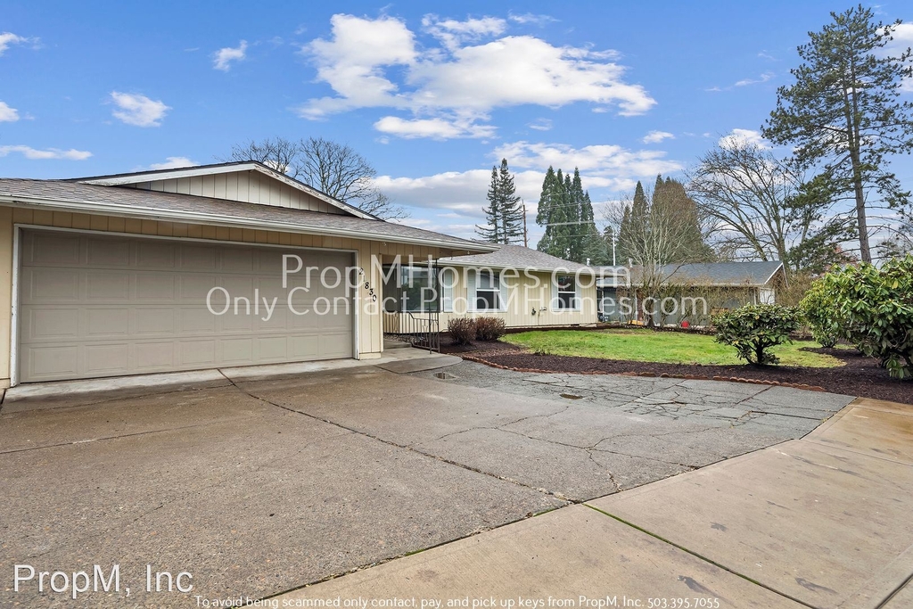 21830 Sw Rock Road - Photo 1