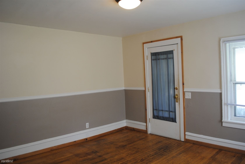 502 Locust St - Photo 4