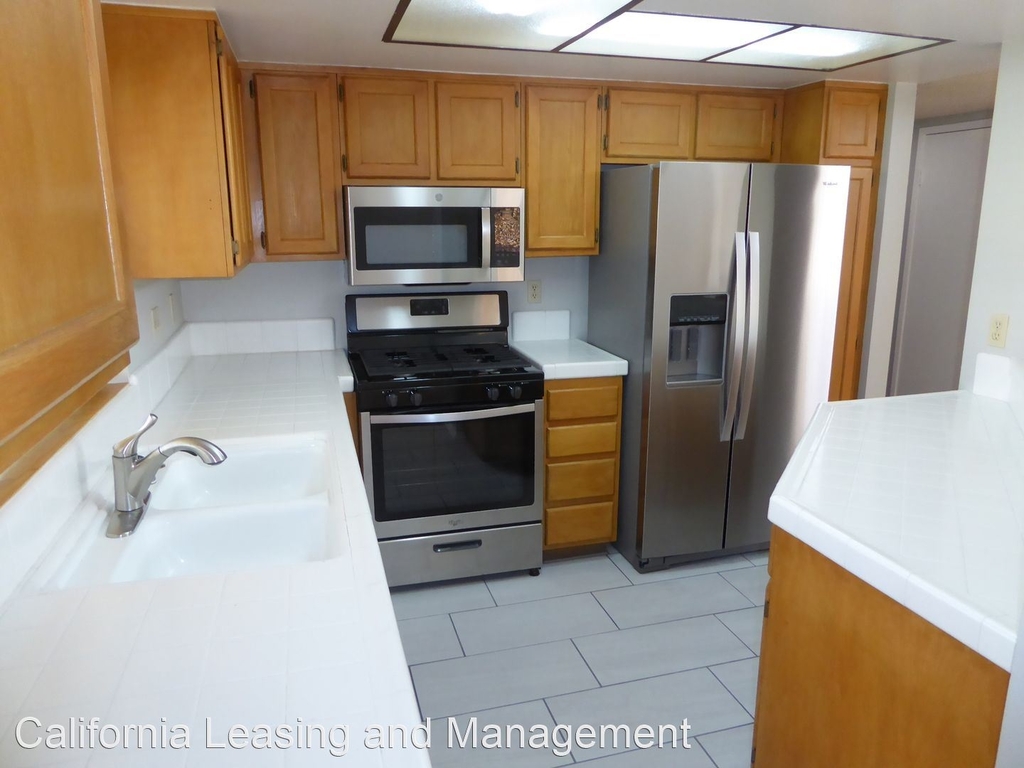 29170 Quincy St. - Photo 2