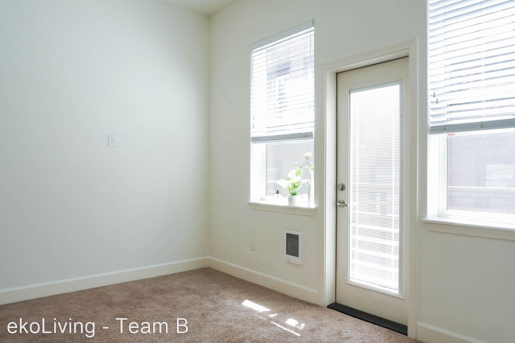 3875 N Mississippi Ave - Photo 11