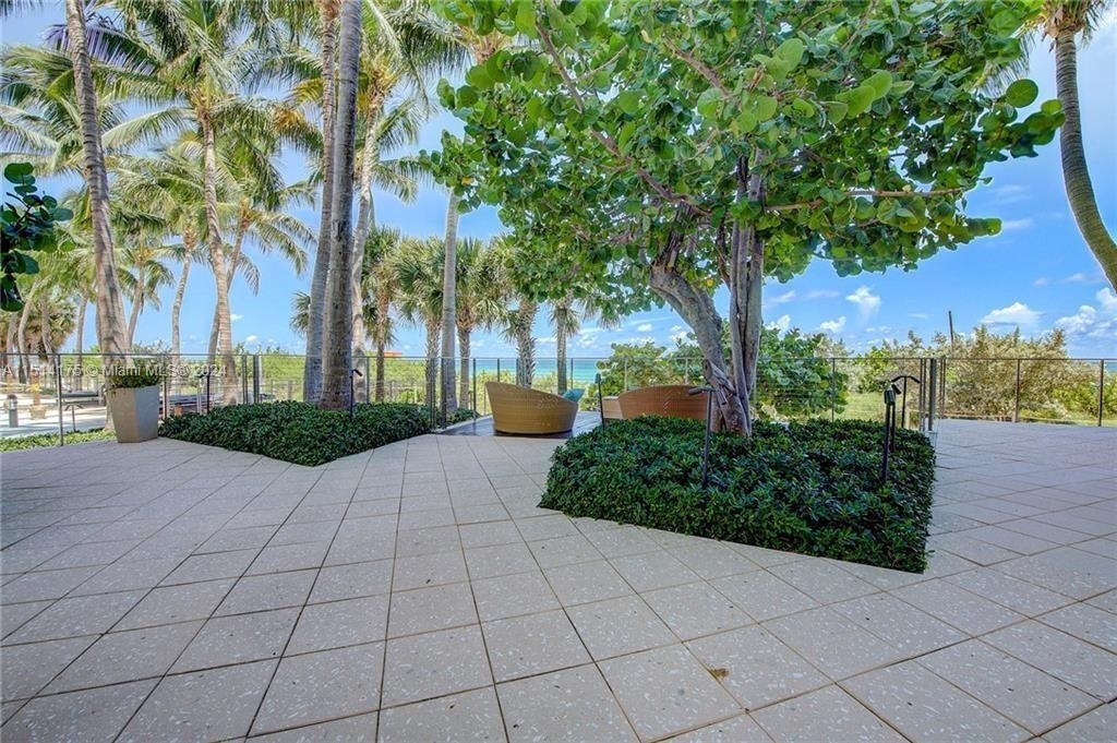 6899 Collins Ave - Photo 47