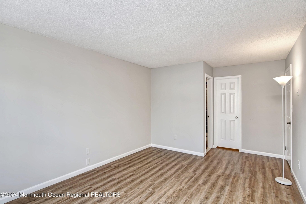 159 Tulip Lane - Photo 13