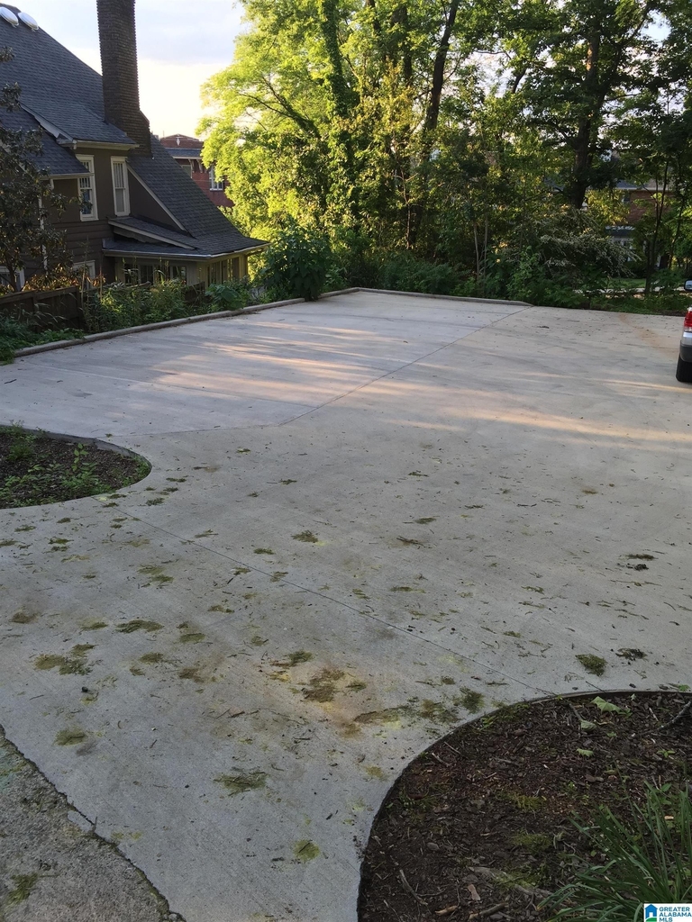 1412 Smolian Place - Photo 8