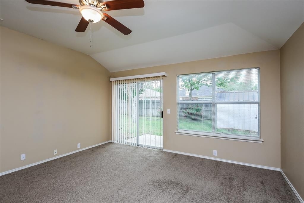 1804 Little Deer Lane - Photo 3