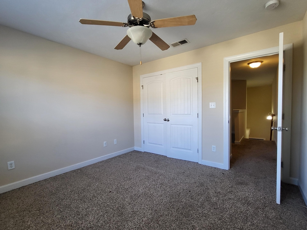 389 Connor Circle - Photo 13