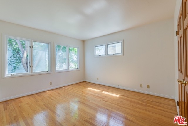 1004 Pier Ave - Photo 27