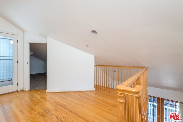 1004 Pier Ave - Photo 36