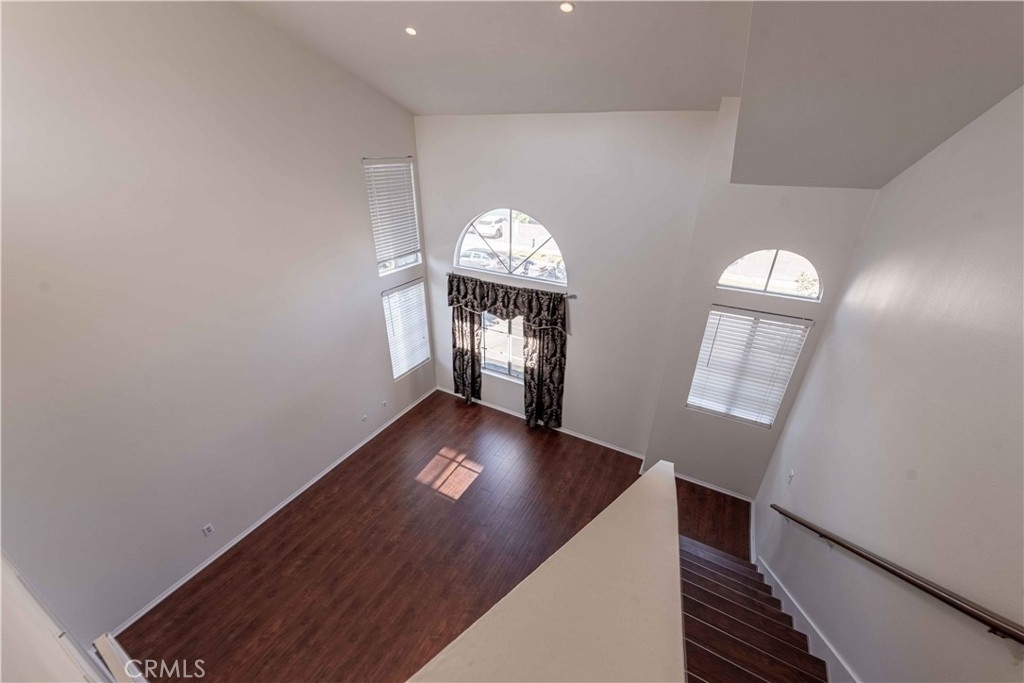 22040 Gault Street - Photo 27