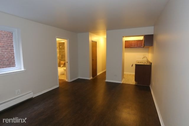 1040 W. Hollywood, Unit A102 - Photo 6