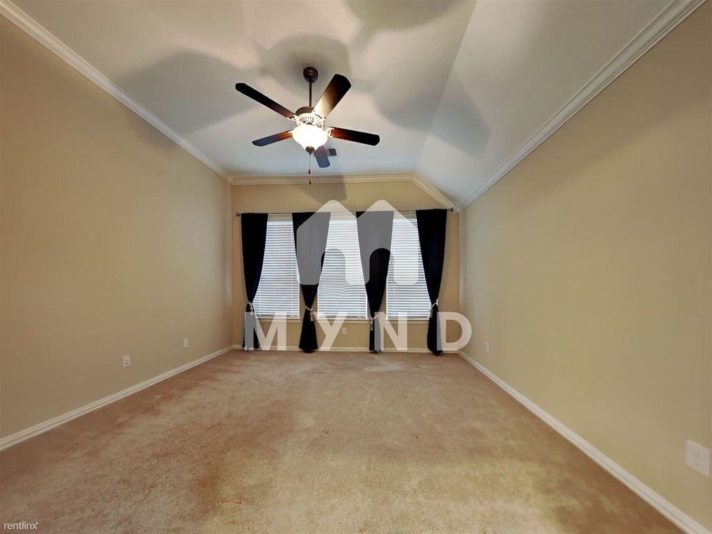 2925 Fox Ledge Ct - Photo 6