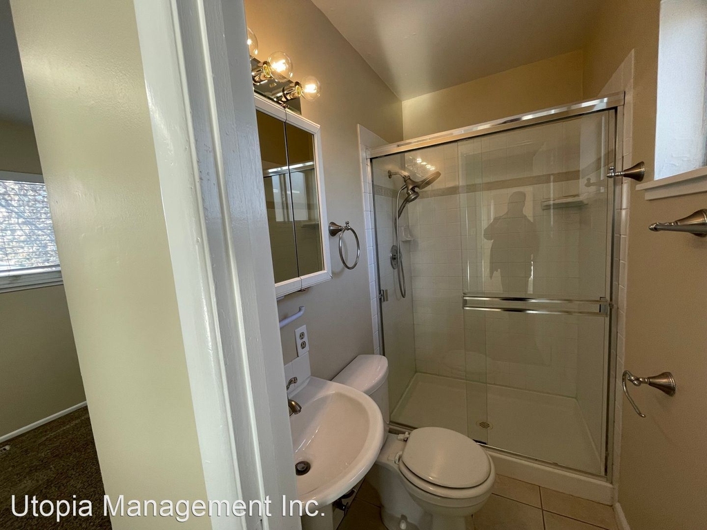 1430 Hillside Drive - Photo 5