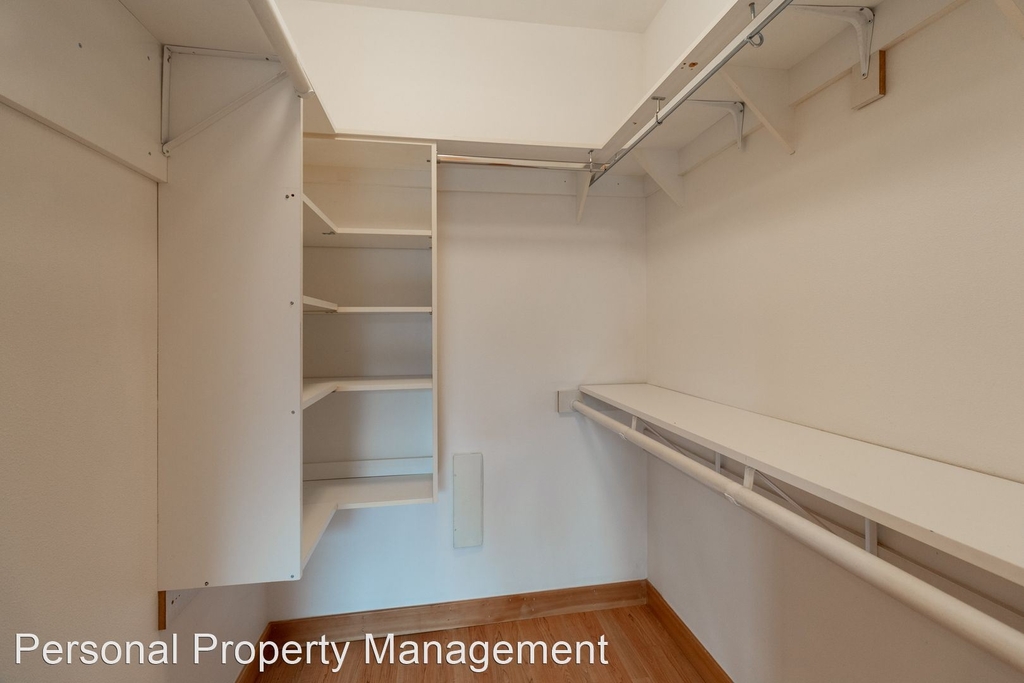 300 W 8th St - Unit 308 - Photo 11