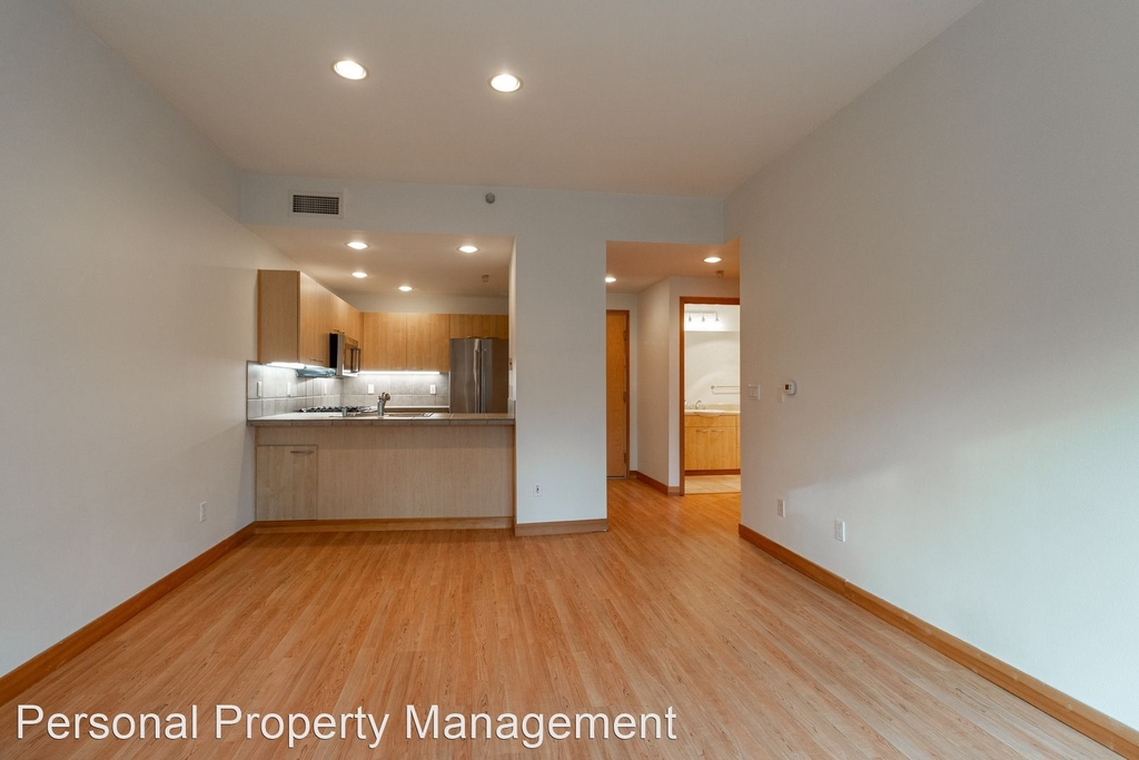 300 W 8th St - Unit 308 - Photo 7