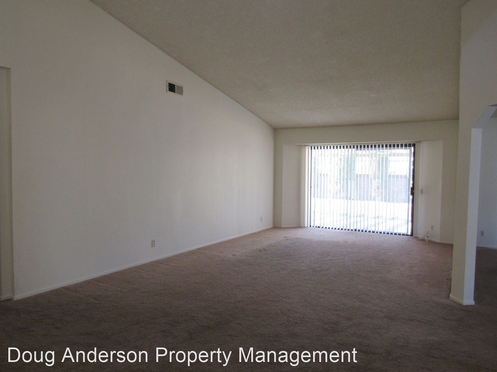 44053 Fine Street - Photo 1