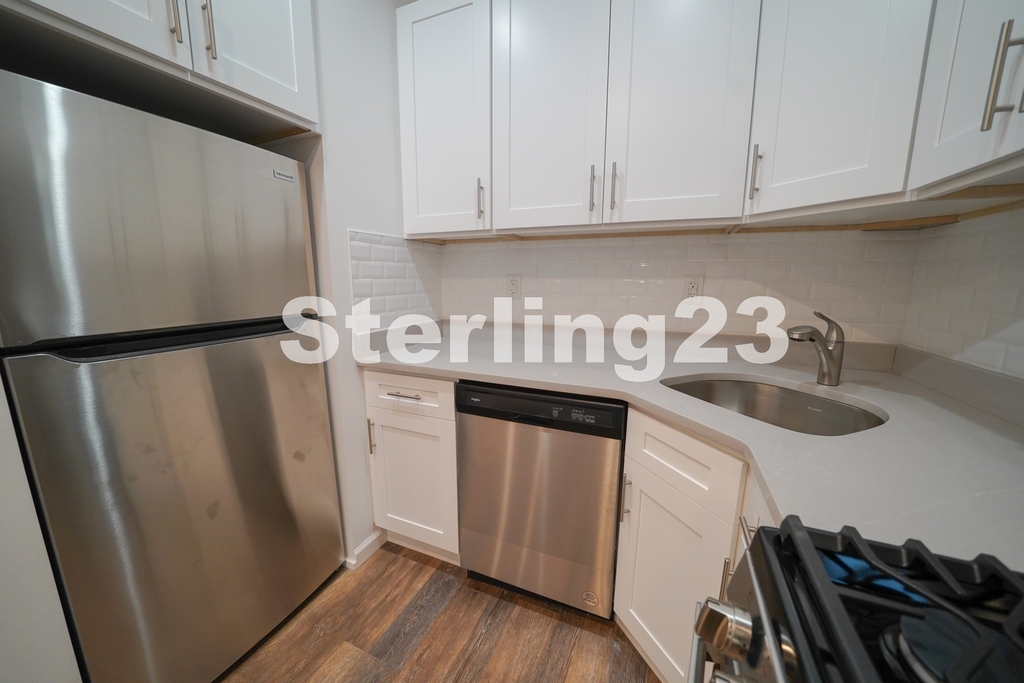 33-7 28th Avenue - Photo 17