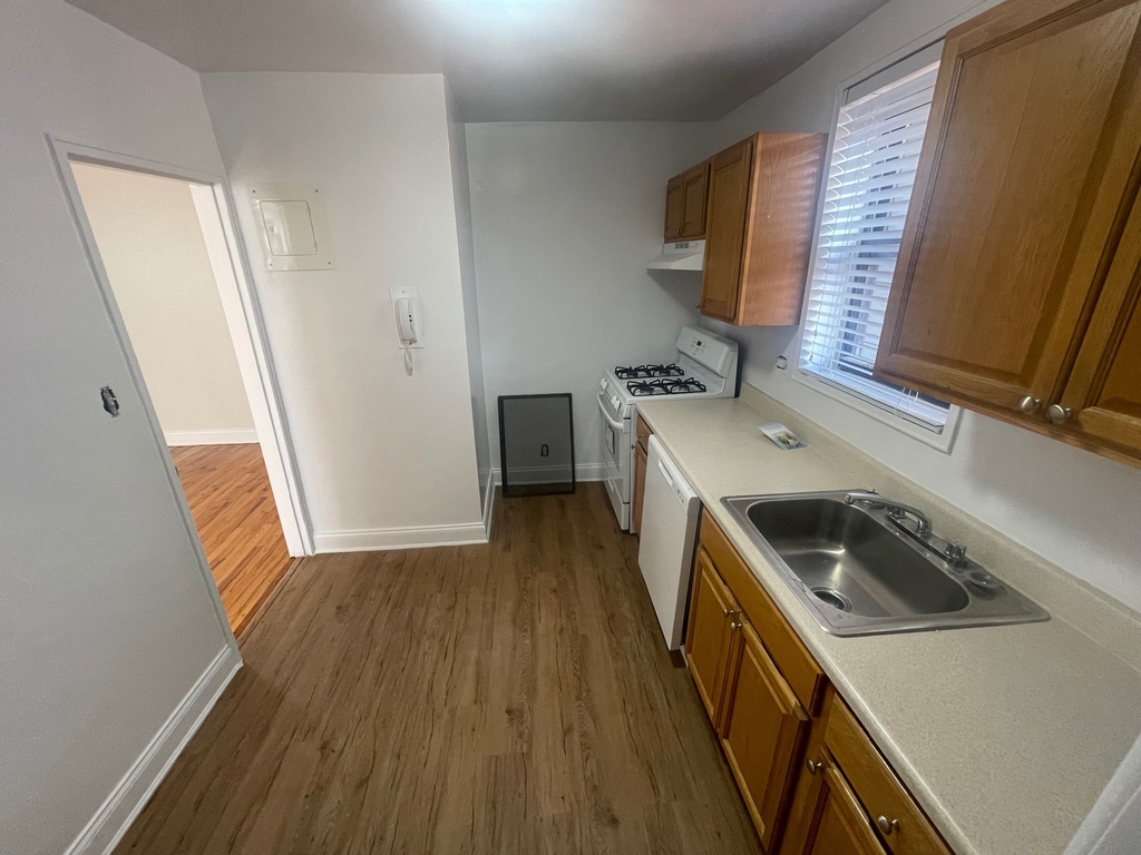 102-30 67th Avenue - Photo 4