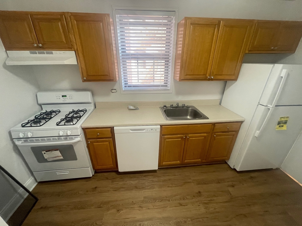 102-30 67th Avenue - Photo 1