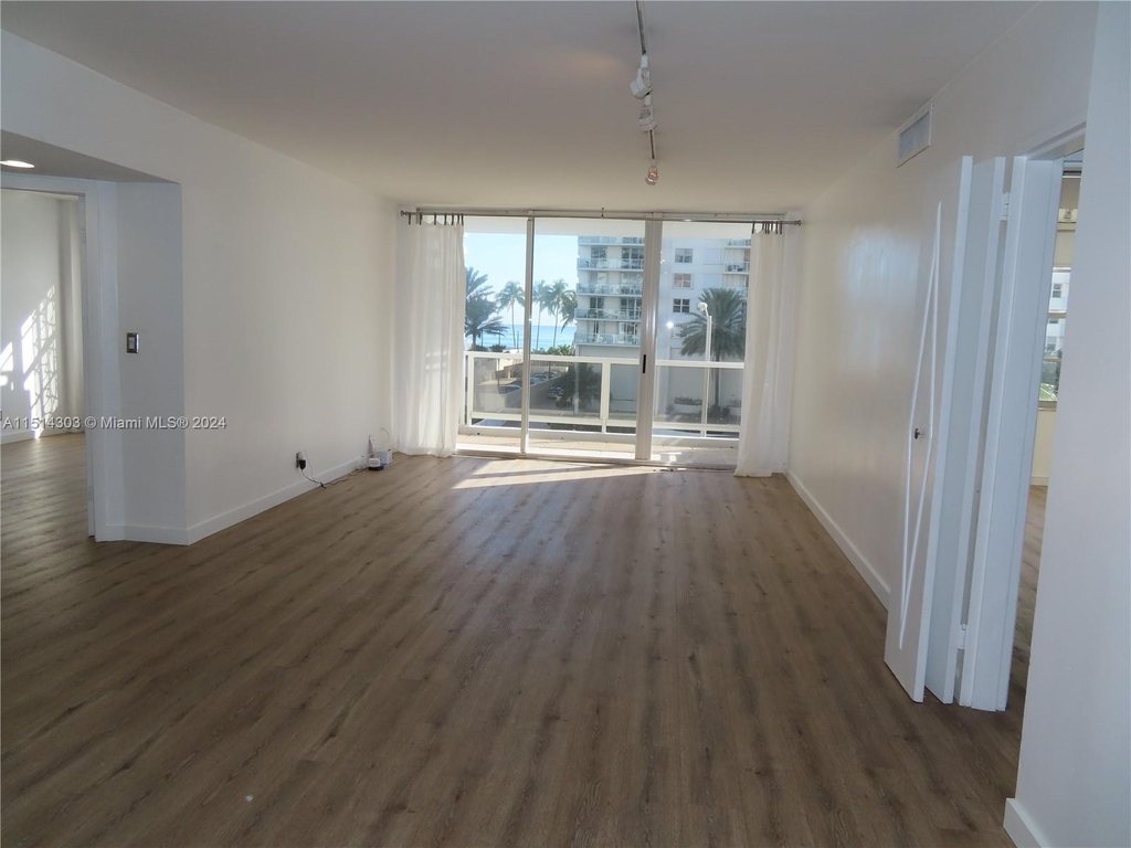 5700 Collins Ave - Photo 14