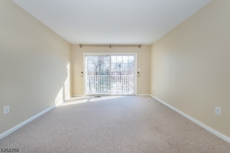 228 Riverwalk Way - Photo 9