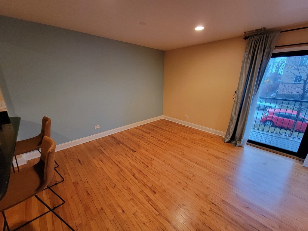 1711 W Jarvis Avenue - Photo 5