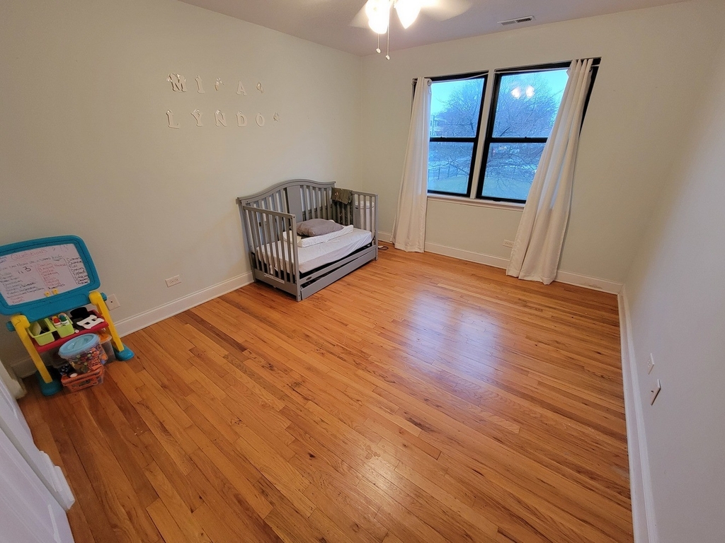 1711 W Jarvis Avenue - Photo 13