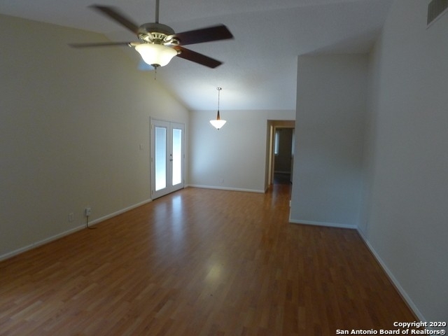 703 Meadow Gate - Photo 8