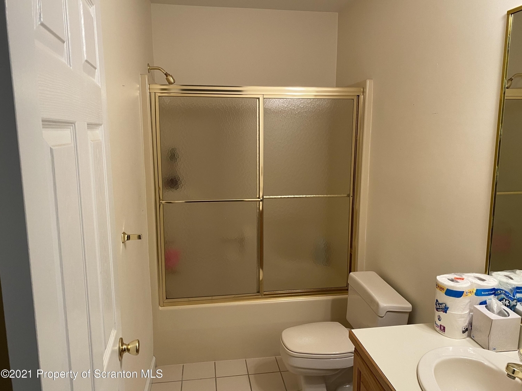 425 Melrose Avenue - Photo 13