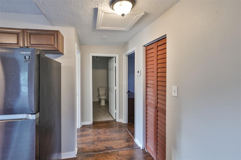 1105 E 28th Avenue - Photo 12