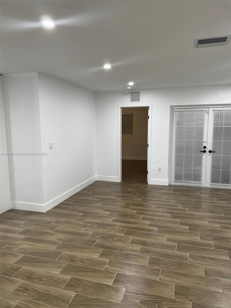 4011 Red Rd - Photo 13