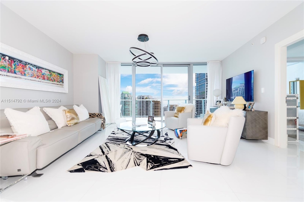 200 Biscayne Boulevard Way - Photo 5