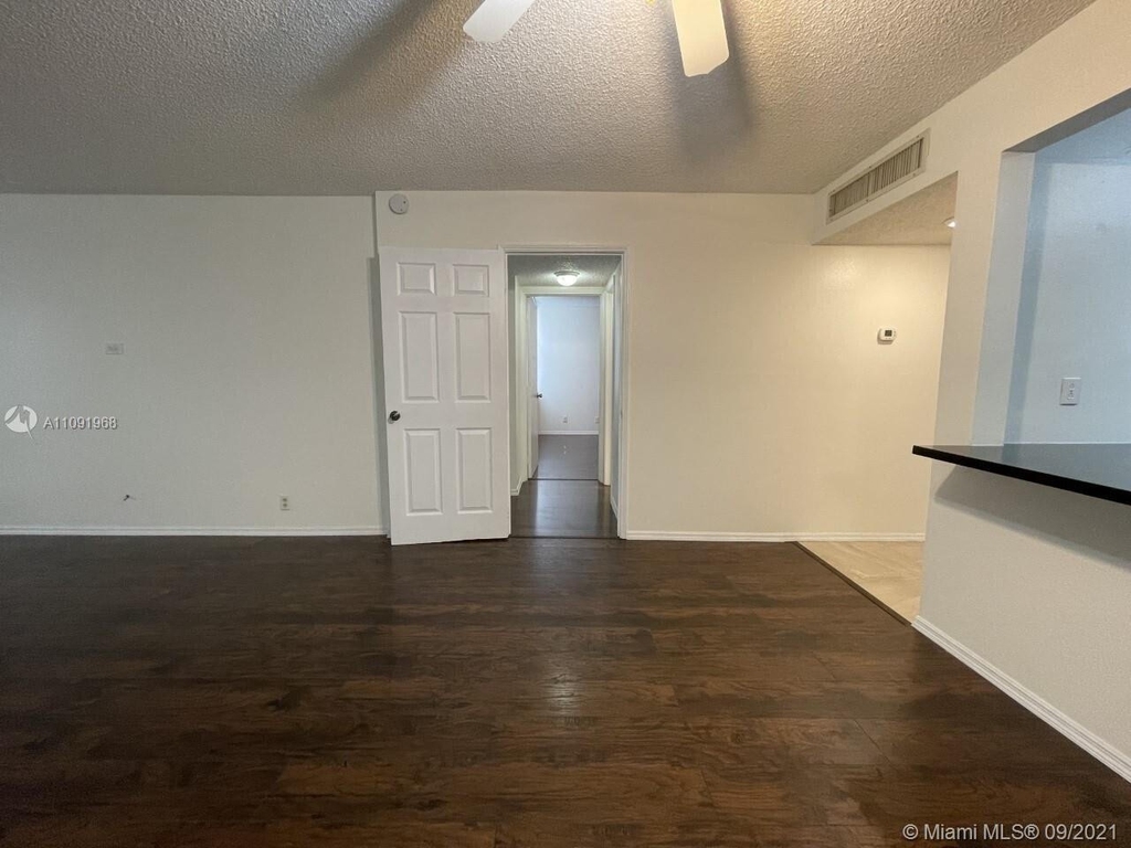9461 Evergreen Place - Photo 15