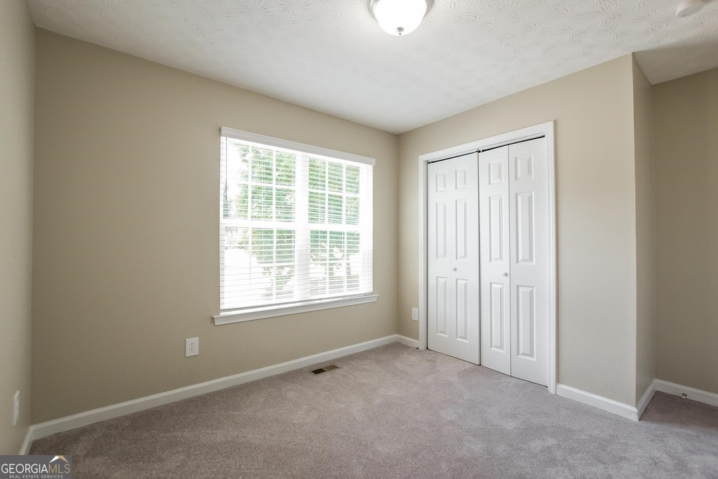 211 Villa Ridge - Photo 10