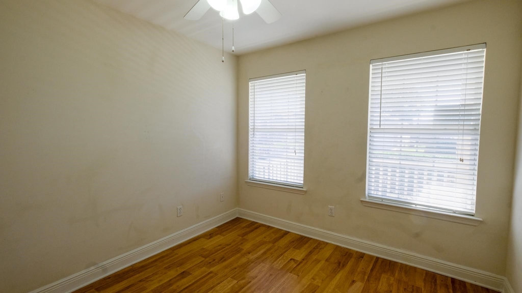 3292 Emerson Lane - Photo 16