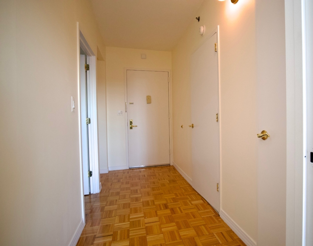 1787 Madison Avenue - Photo 5